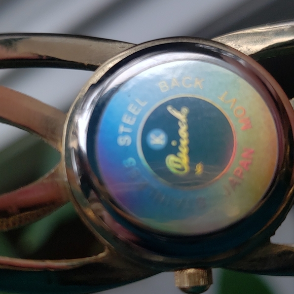 *Osirock Gold Tone Quartz  Rhinestone Watch with Cuff - Picture 8 of 8